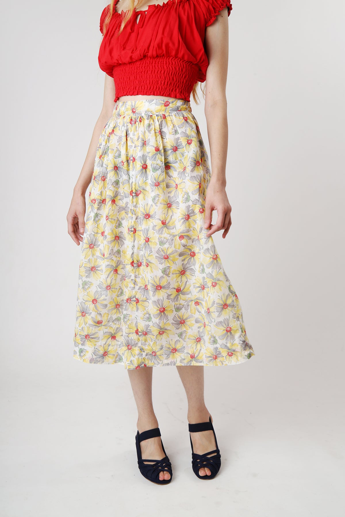 Vintage 1950s Sunny Yellow Floral 