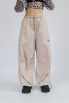 BASIC PARACHUTE PANT - SAND