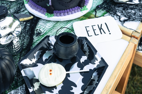 Halloween tablescape