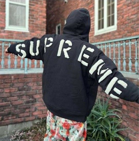 Supreme Faux Fur Lined Zip Up Hooded Mシュプリーム