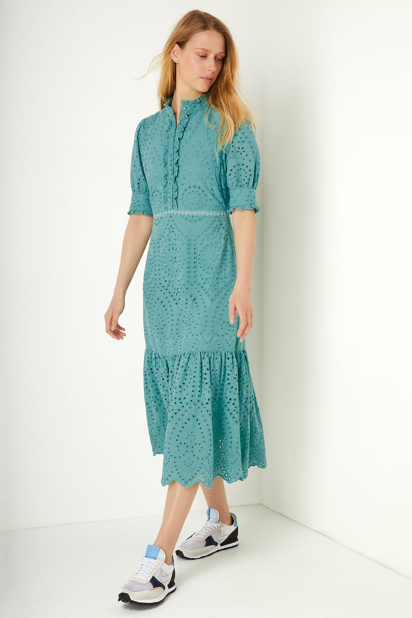 Fabienne Broderie Dress - Pistachio