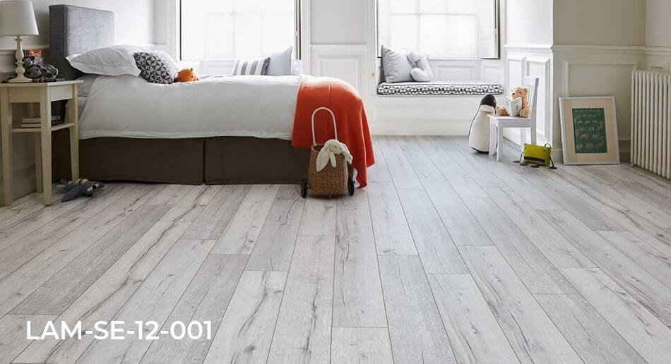 Series Woods Professional White Oak laminate flooring bedroom roomset