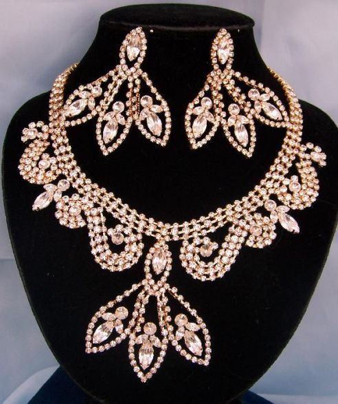Divine Divas Pageant Jewelry Gold Necklace and Earrings Set XII ...
