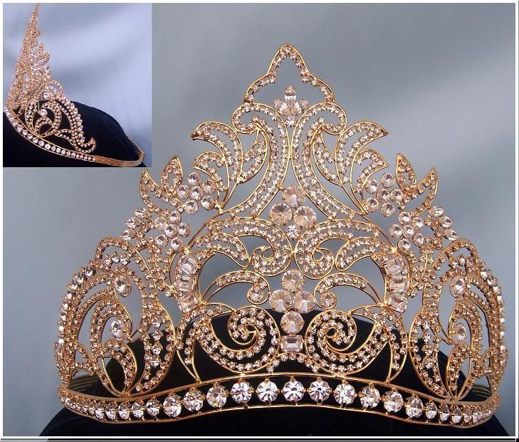 namielle gold crown