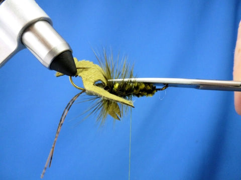 Fish-Skull Skull Daddy Crayfish fly tying instructions step 14