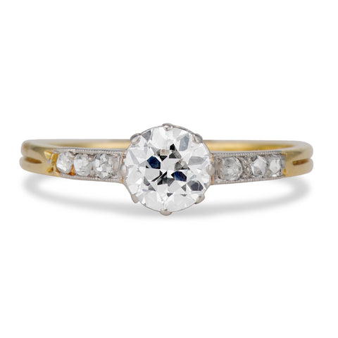 Traditional Engagement Ring - Solitaire