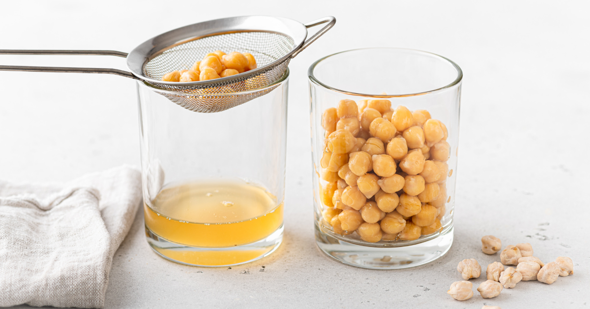 How many uncooked chickpeas equal one can of chickpeas (15 ounces)?