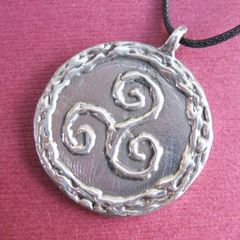 Example of a triskele pendant