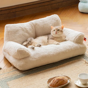 Cat Bed | Fluffy & Soft Cat Sofa | 66x48cm | Cute Cat Bed with Non-Slip Bottom | White | Perfect for Large Cats & Kittens - AiroPaws™