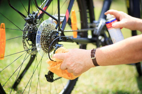 Te ayudamos a elegir el mejor limpiador de cadena- Cadenas de bicicleta