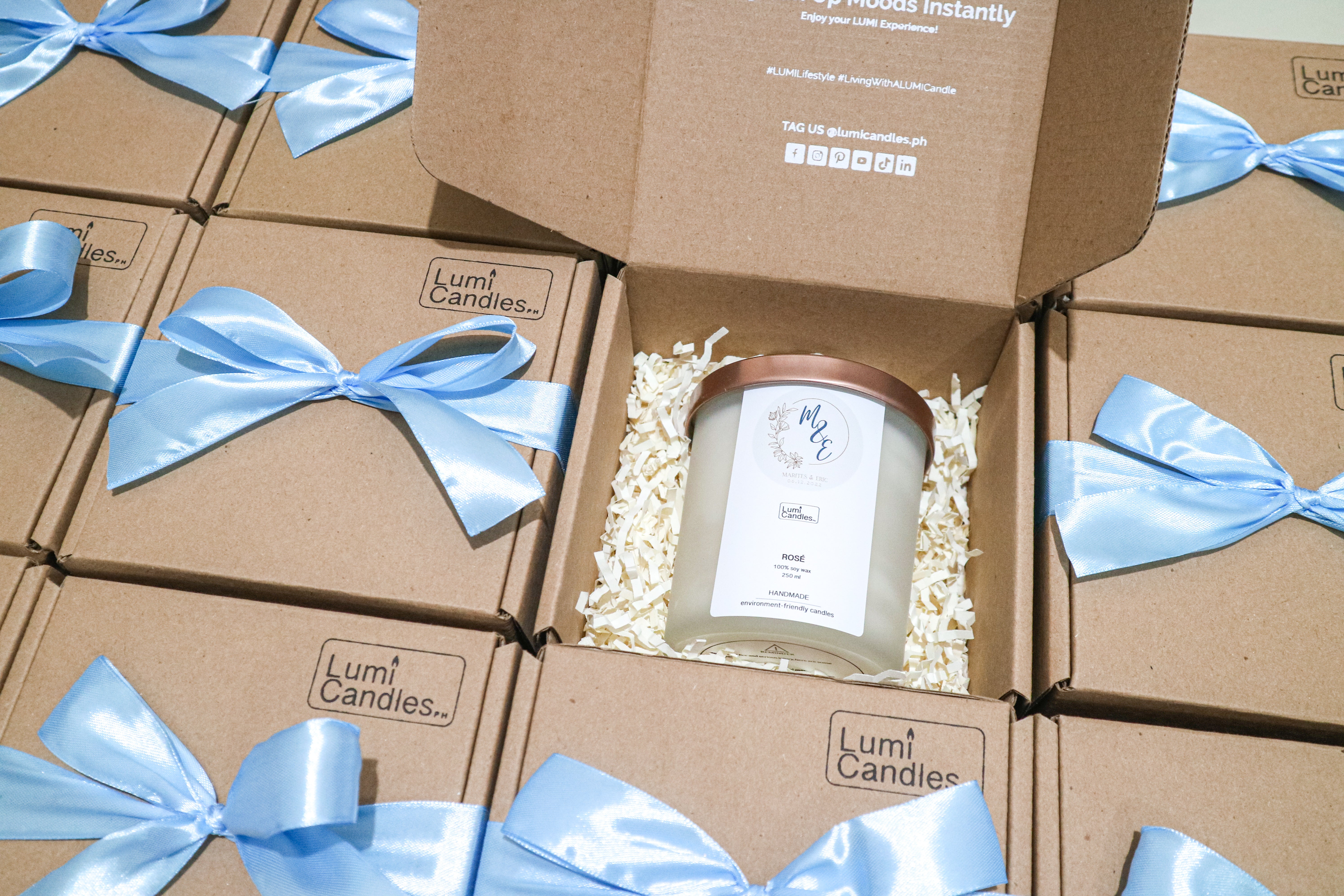 scented candles wedding favors