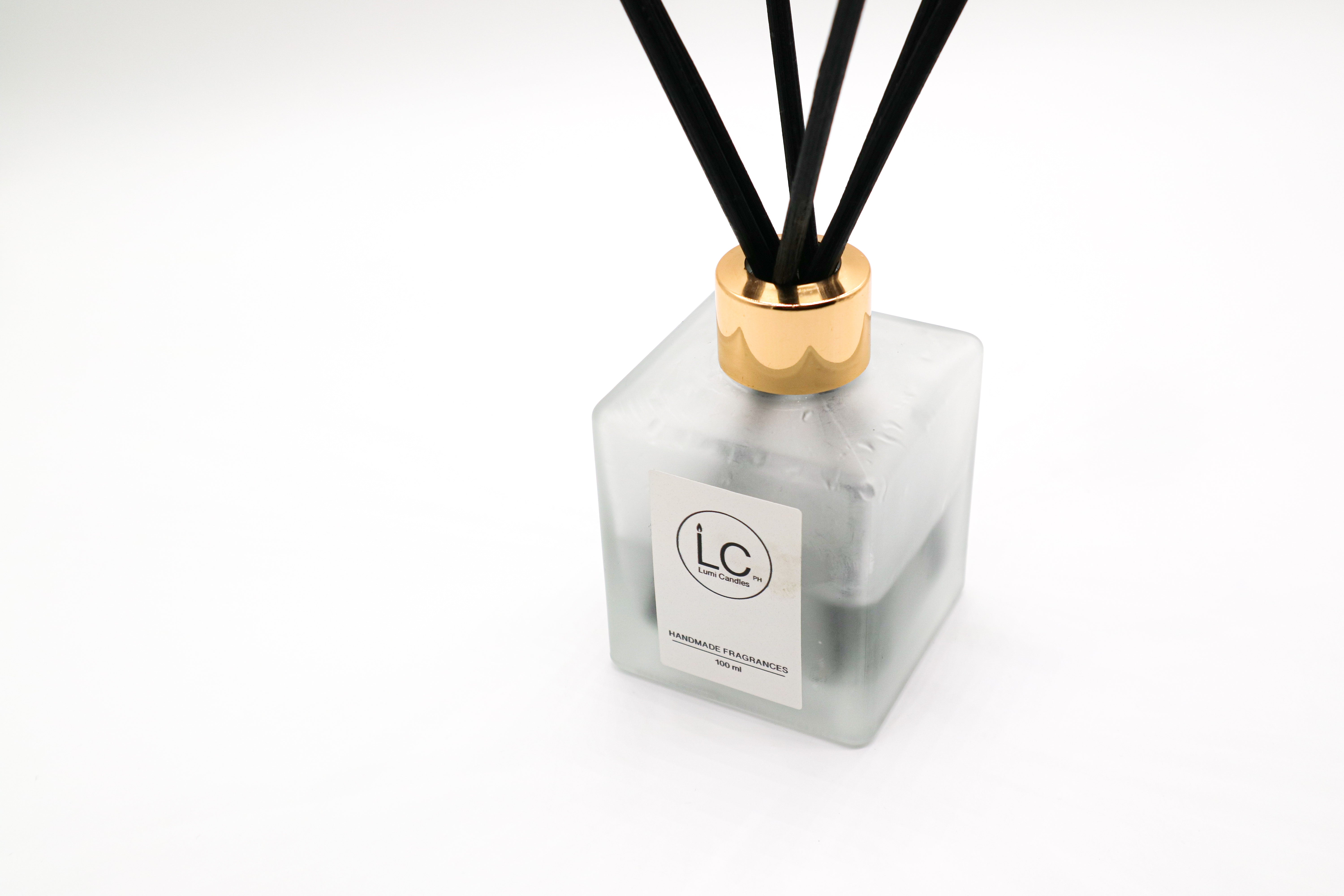 LUMI reed diffuser