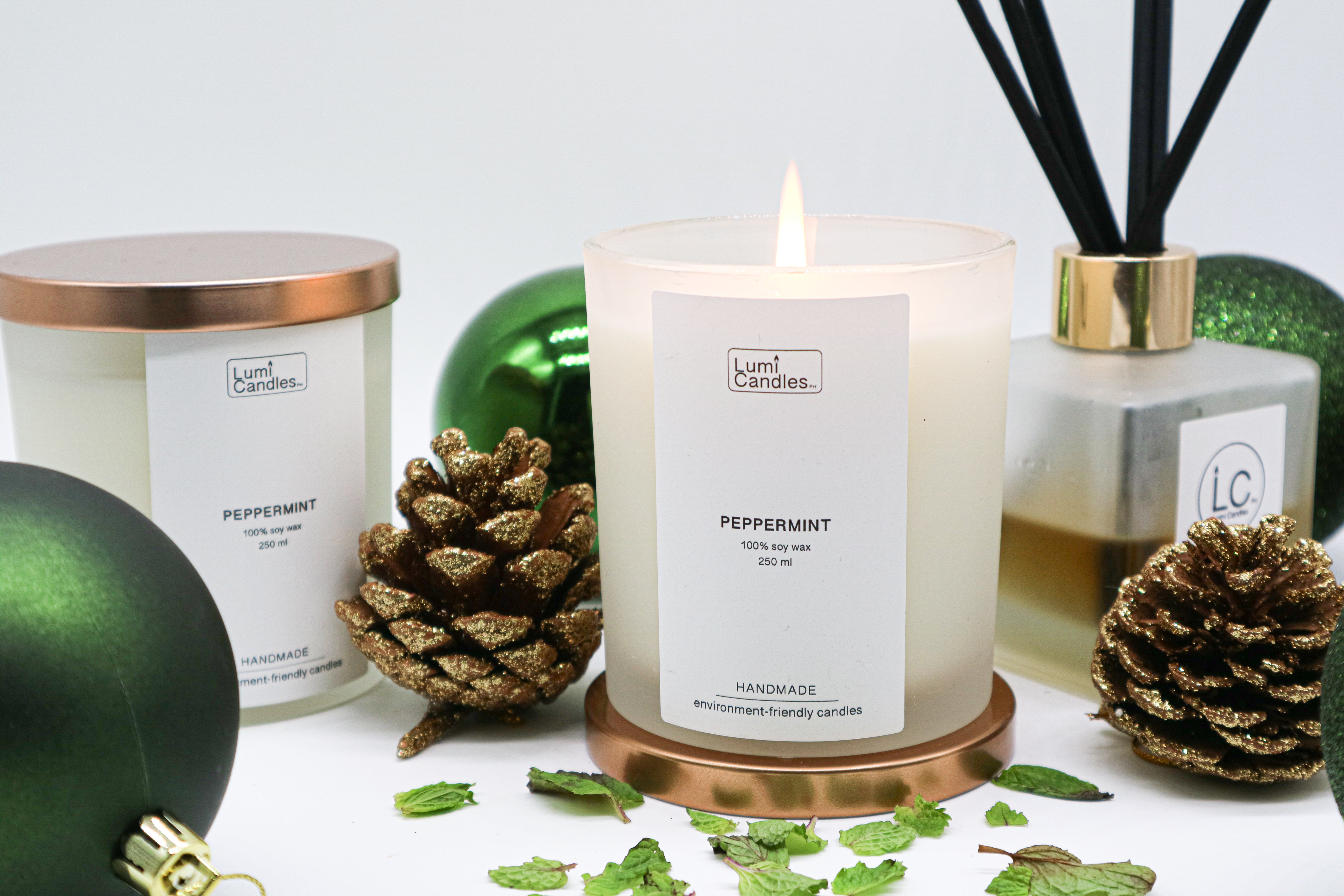 LUMI peppermint scented soy candle