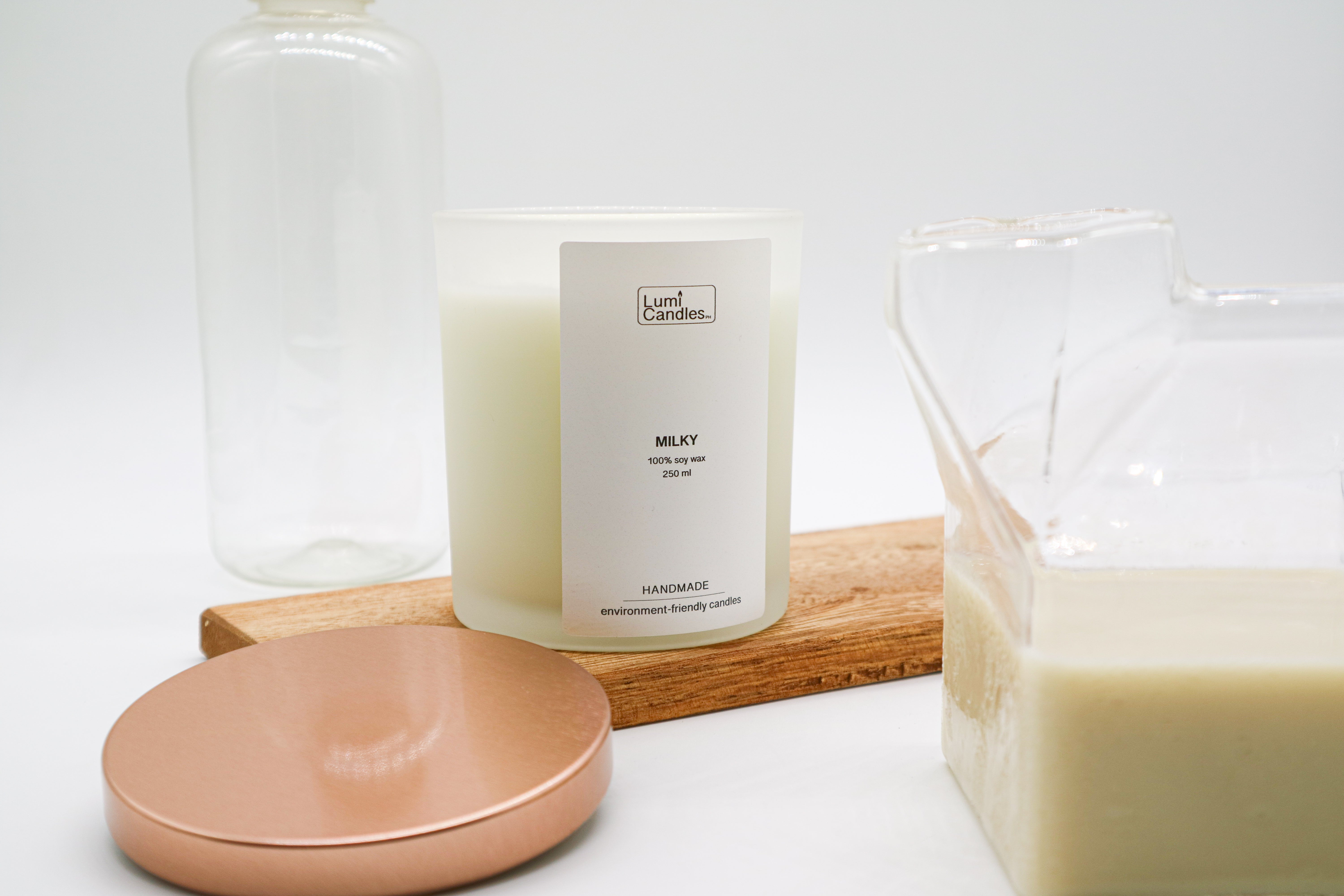 milky scented soy candle by Lumi Candles PH