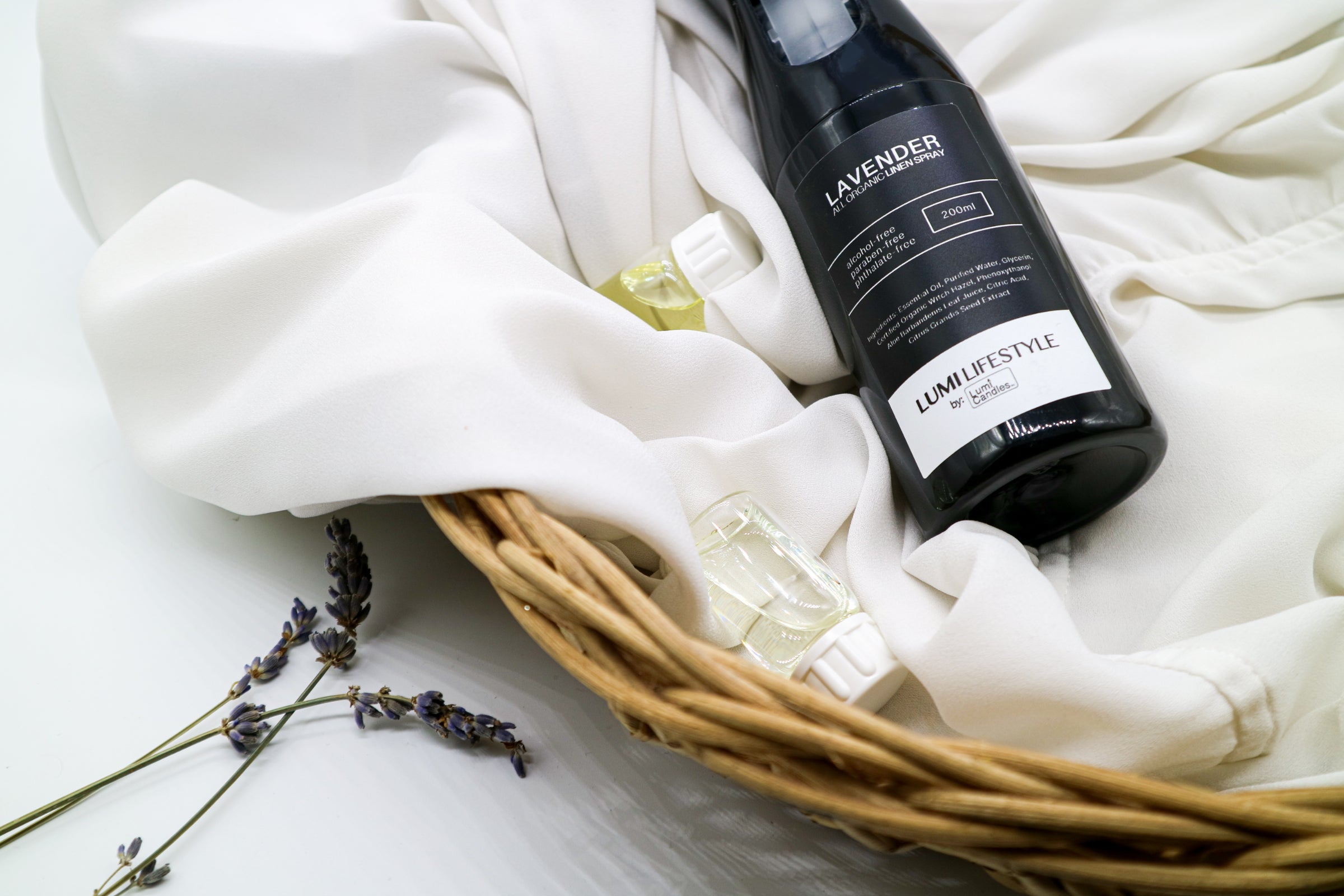 Lavender linen spray by Lumi Candles PH