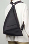 how to wear a triangle backpack