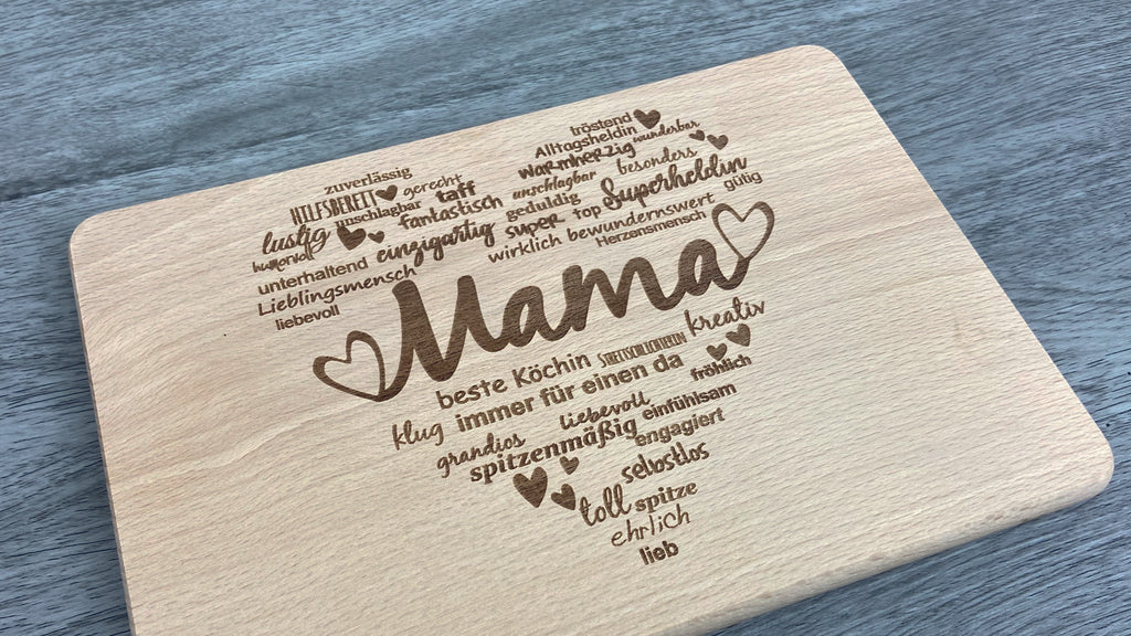 Geschenkidee zum Muttertag Mama Brettchen passende Worte für Mamas Herz Geschenk für Mutti Mutter Mütter Holzbrettchen Brett Schneidebrett