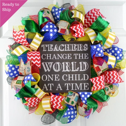 Teacher Wreath Gift Idea