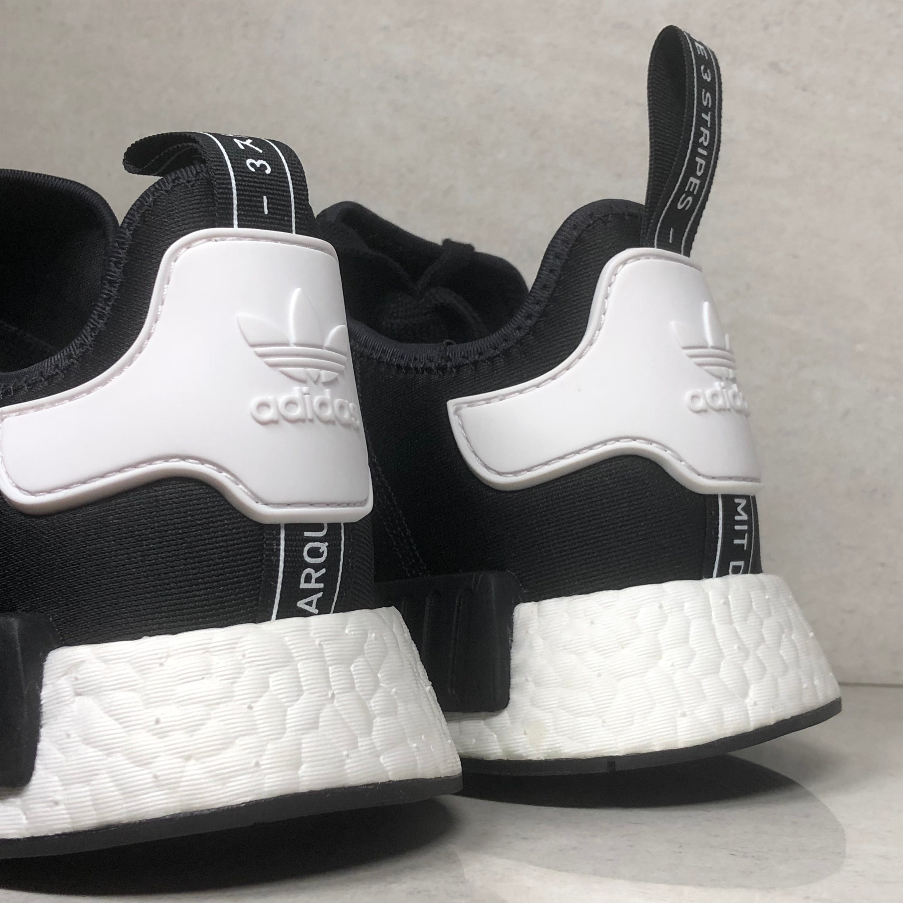 nmd r1 size 13