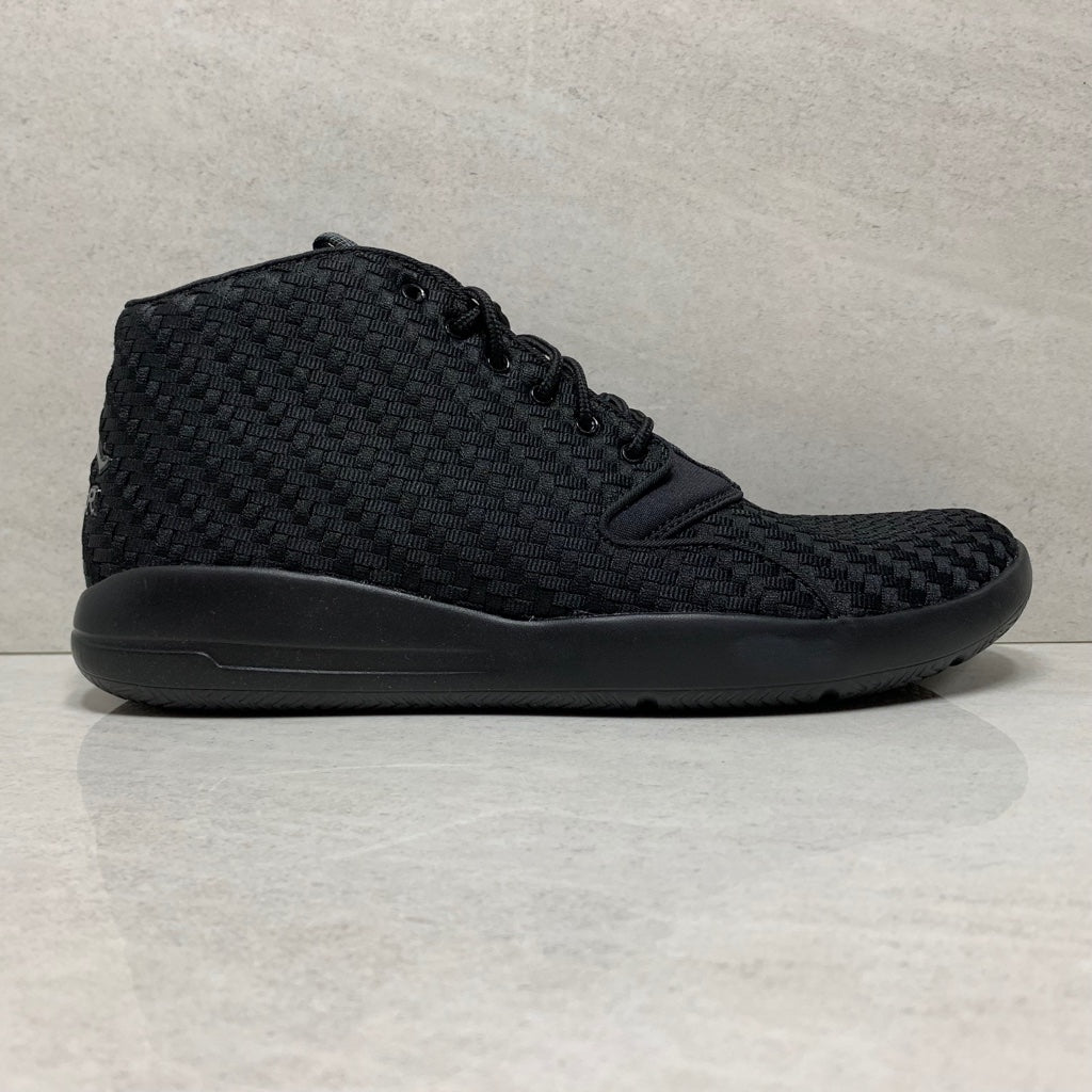 jordan chukka black