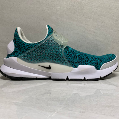 nike sock dart qs