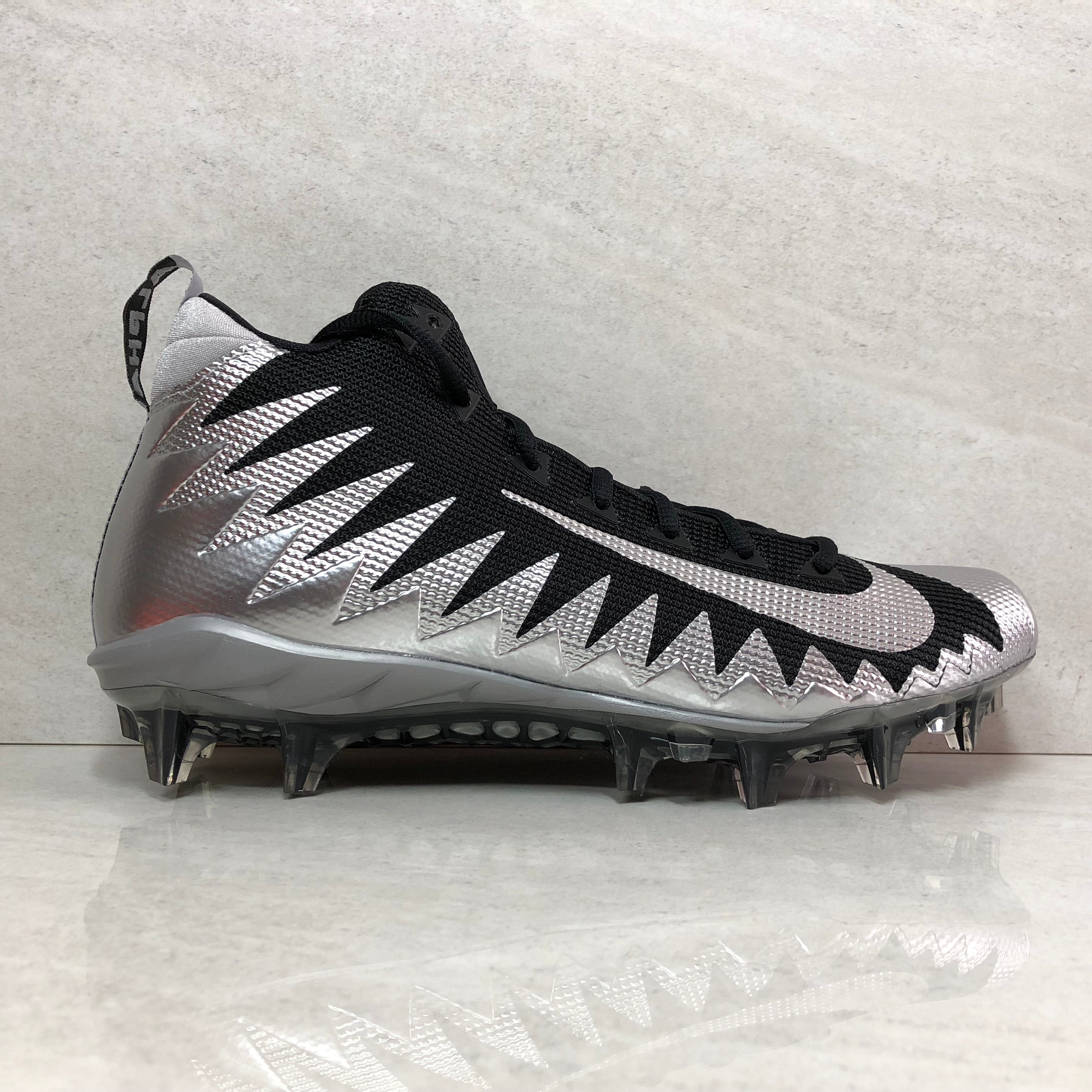 football cleats size 11.5