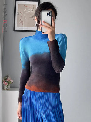 LANMREM Gradient Print Pleated T-shirt Women Long Sleeves Turtleneck Slim Top - Virtuosity Wear
