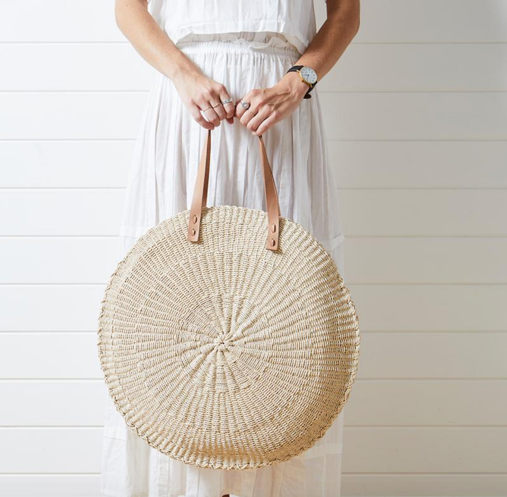The Scallop oversized bag by The Baech People