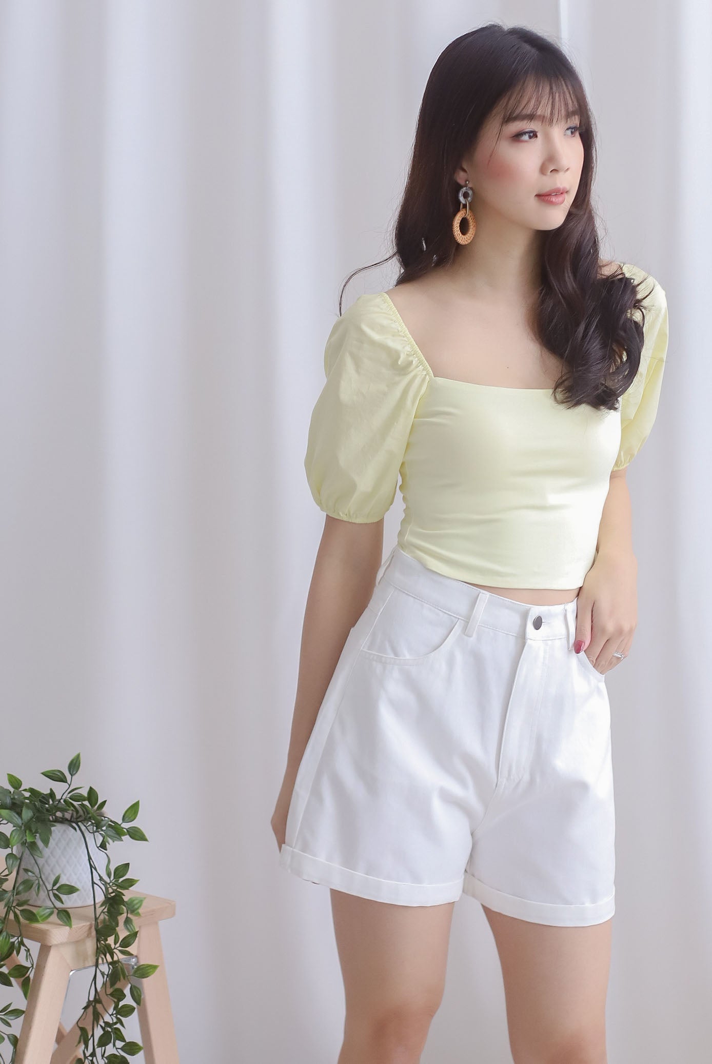 yellow puff sleeve top