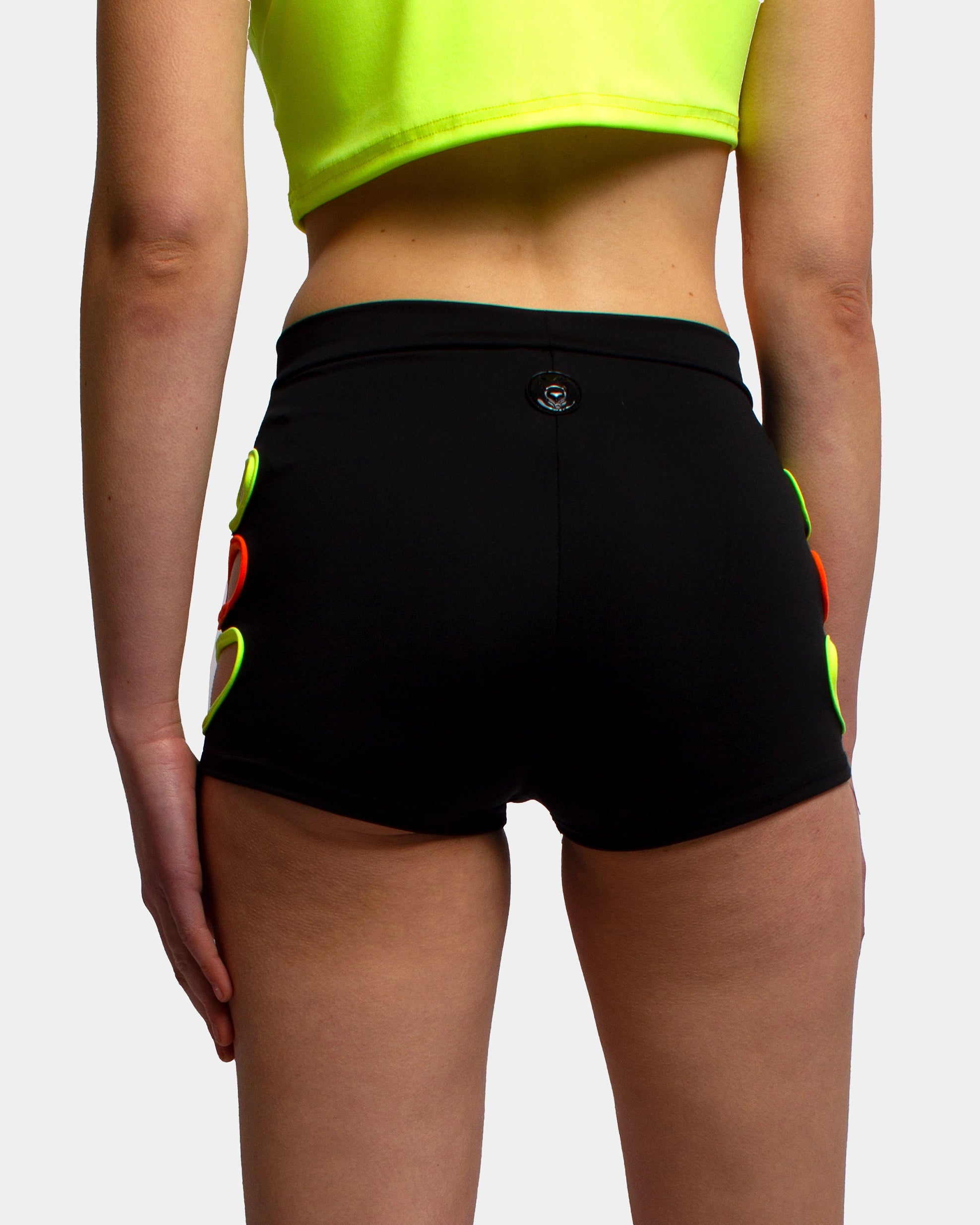 K PEEKER REWIND HOTPANTS BLACK   NEON TRIM