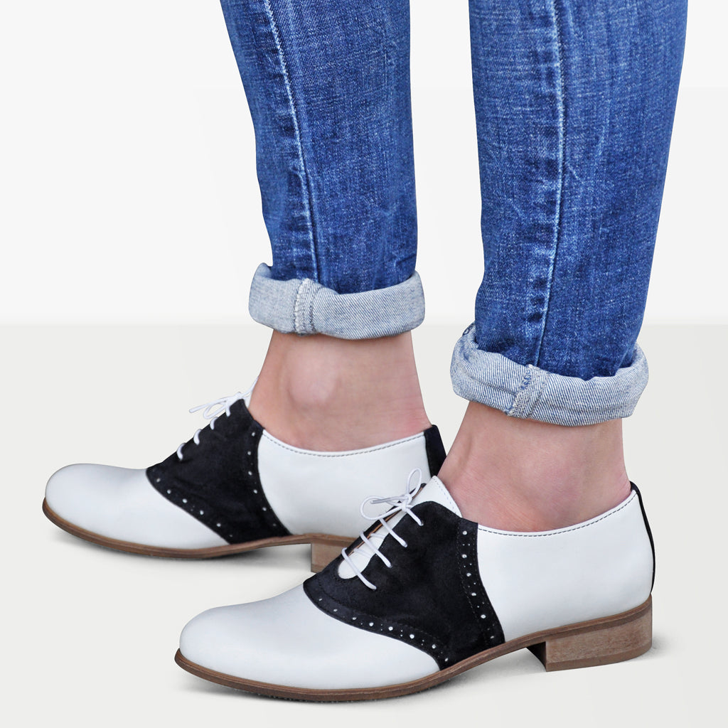 womens saddle shoe sneakers