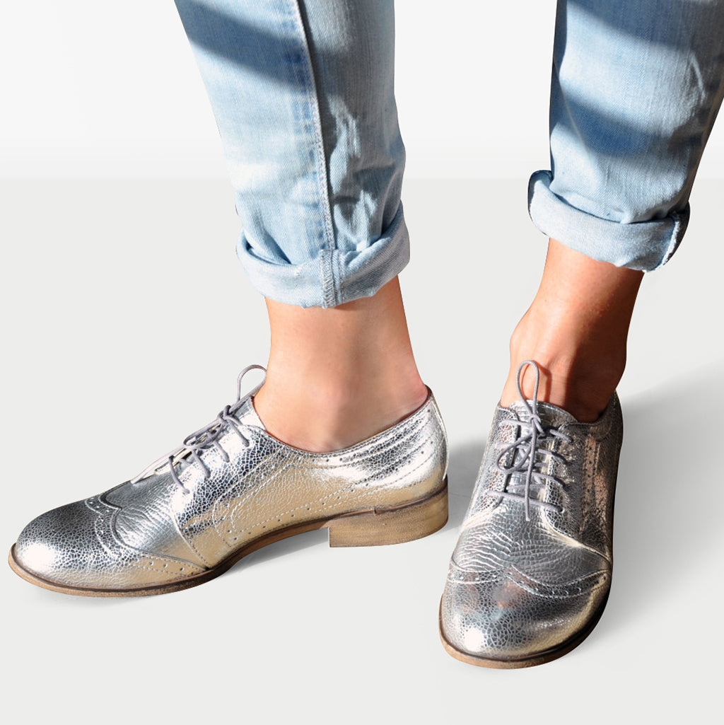 women's silver oxford shoes