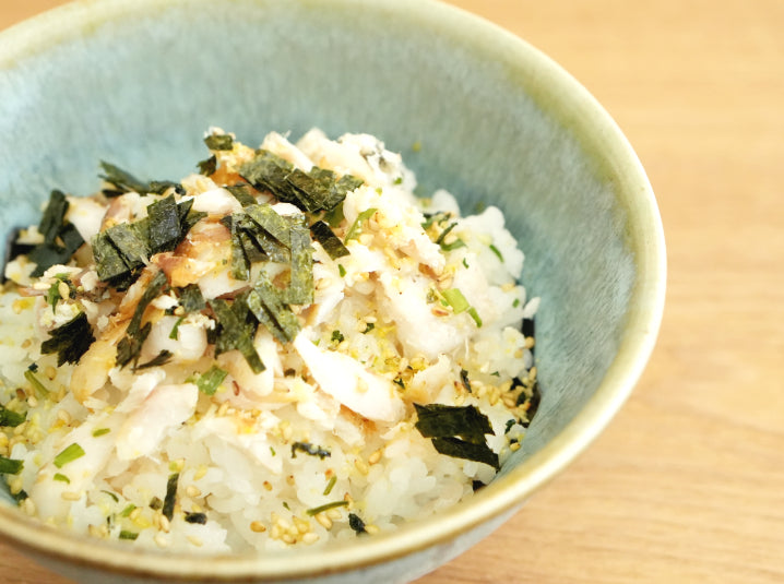 Close view of Rice Seasoning Furikake tea leaves in a bowl
