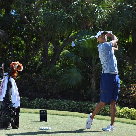 Full Swing KIT Launch Monitor with Tiger Woods.