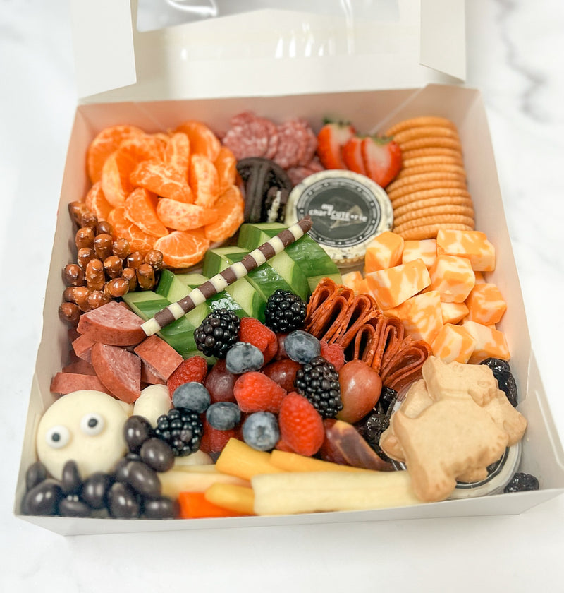 Snackle Box - the ultimate grazing box / charcuterie