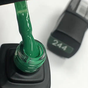 green gel nail polish