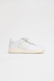 air force 1 lv8 trainers white white sail black