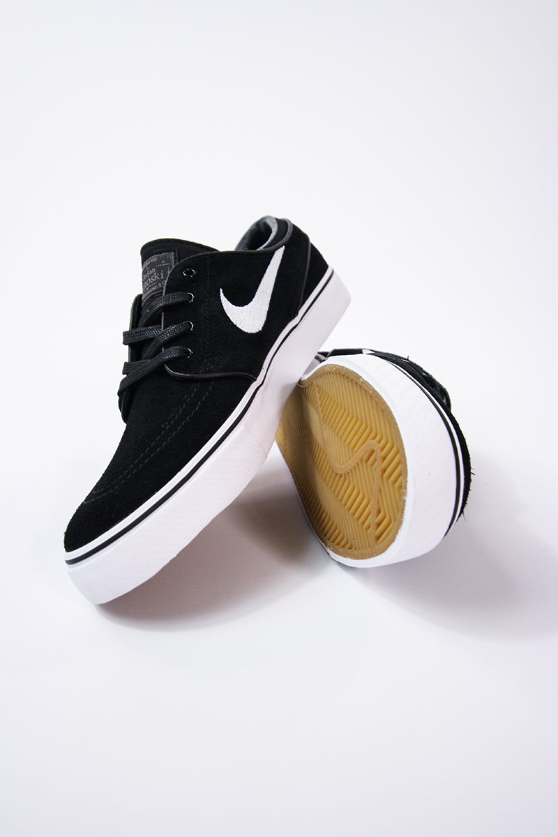 nike janoski black and white