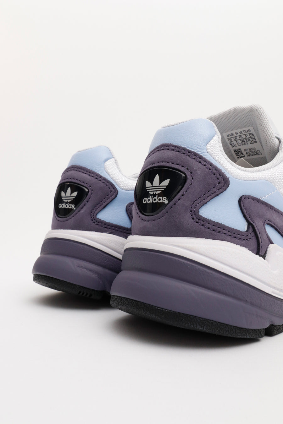 ee9311 adidas