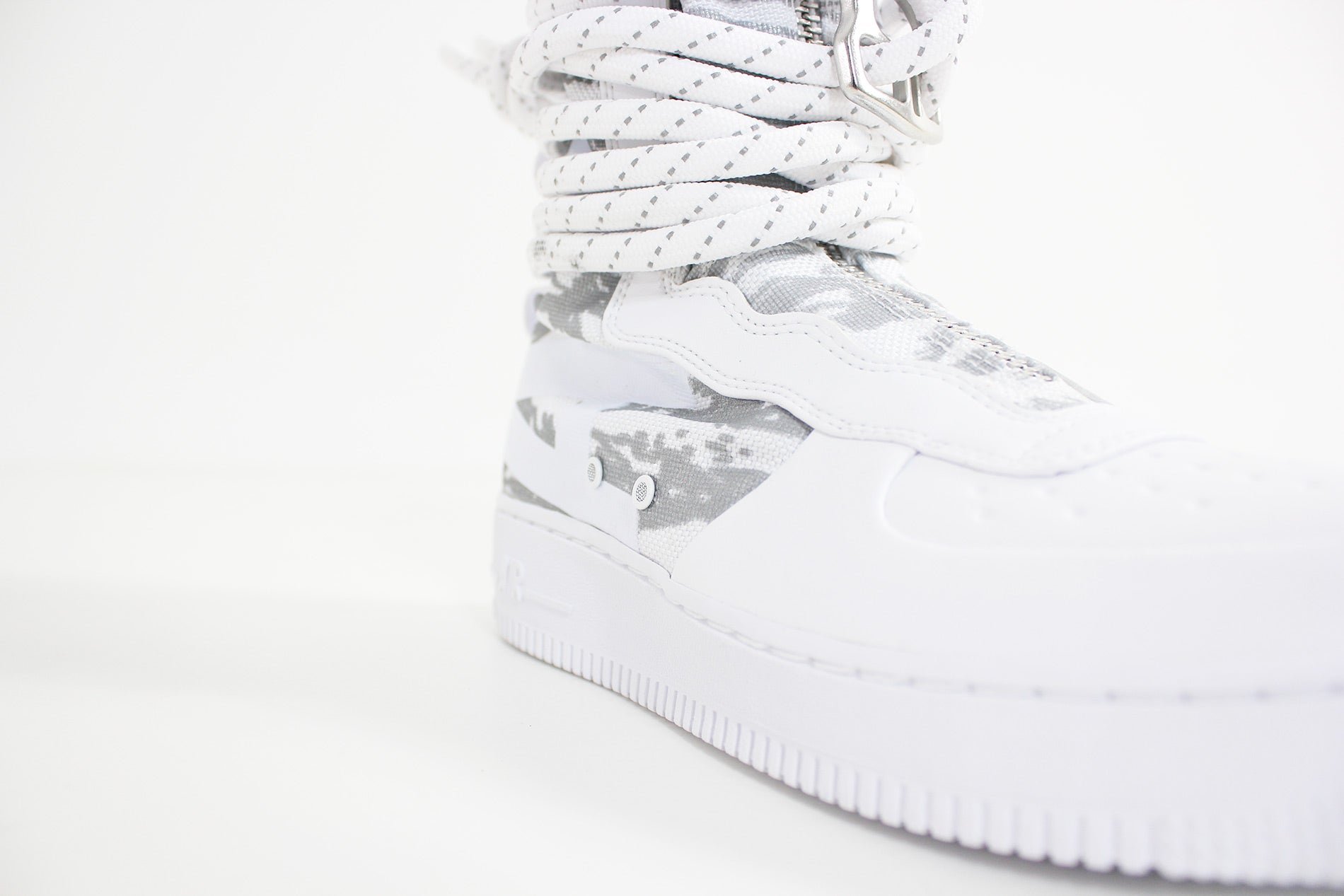 nike sf air force 1 hi white