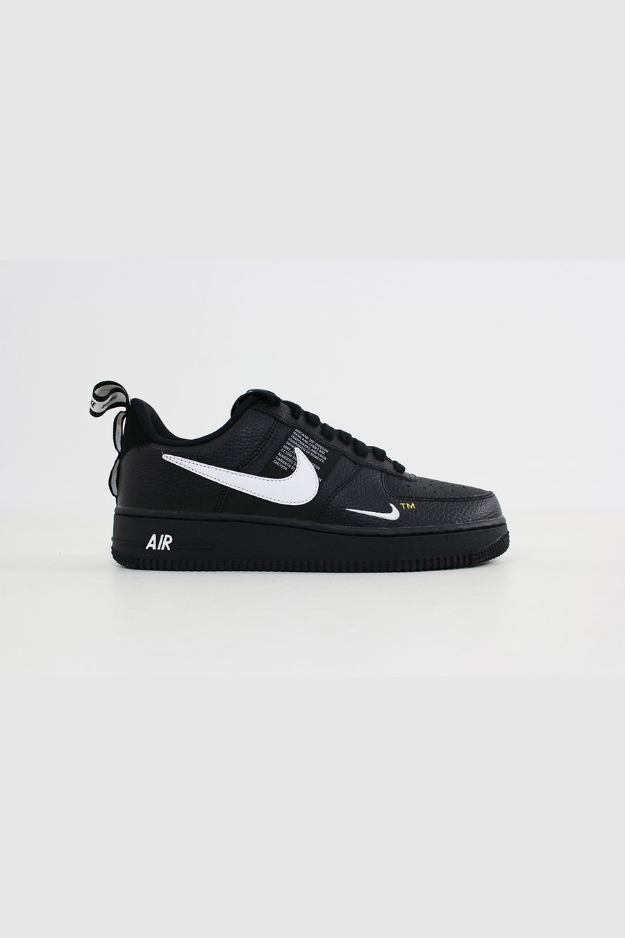 nike air force 1 07lv8