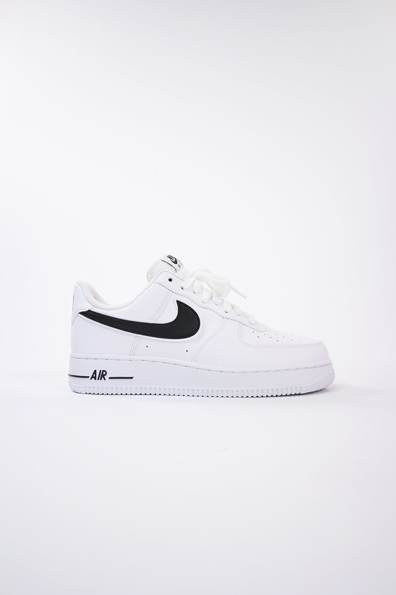 nike air force 1 logo nero