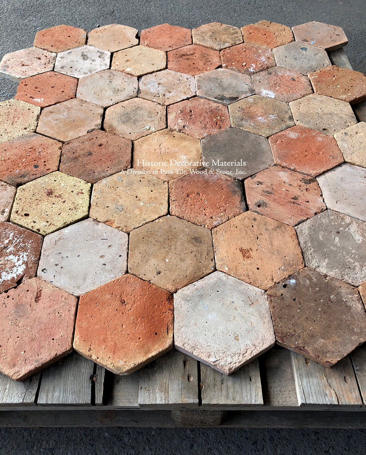 French Reclaimed Hexagon Terra Cotta Tile for Farmhouse Interiors