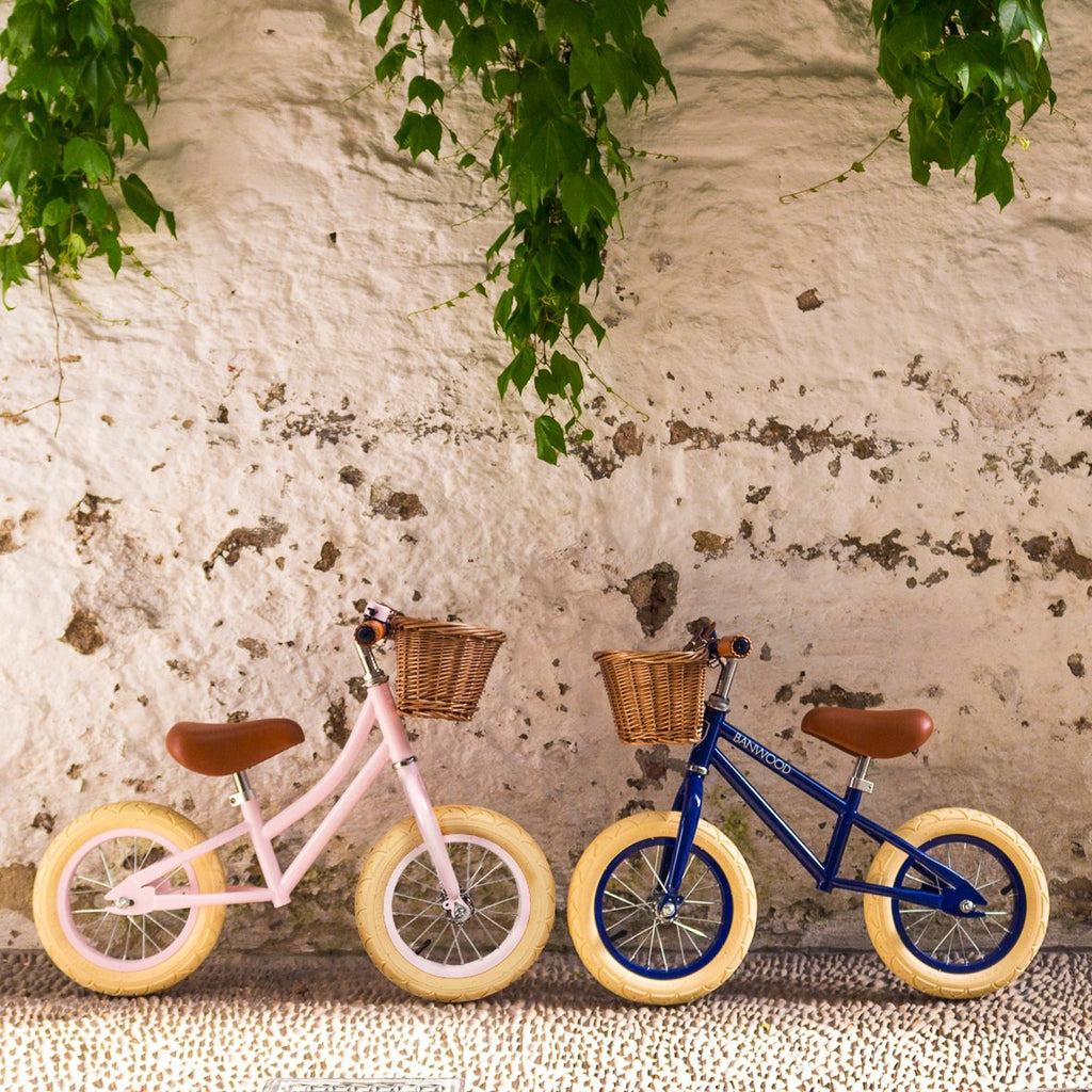 banwood pink balance bike