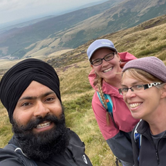 walking with friends for mental health