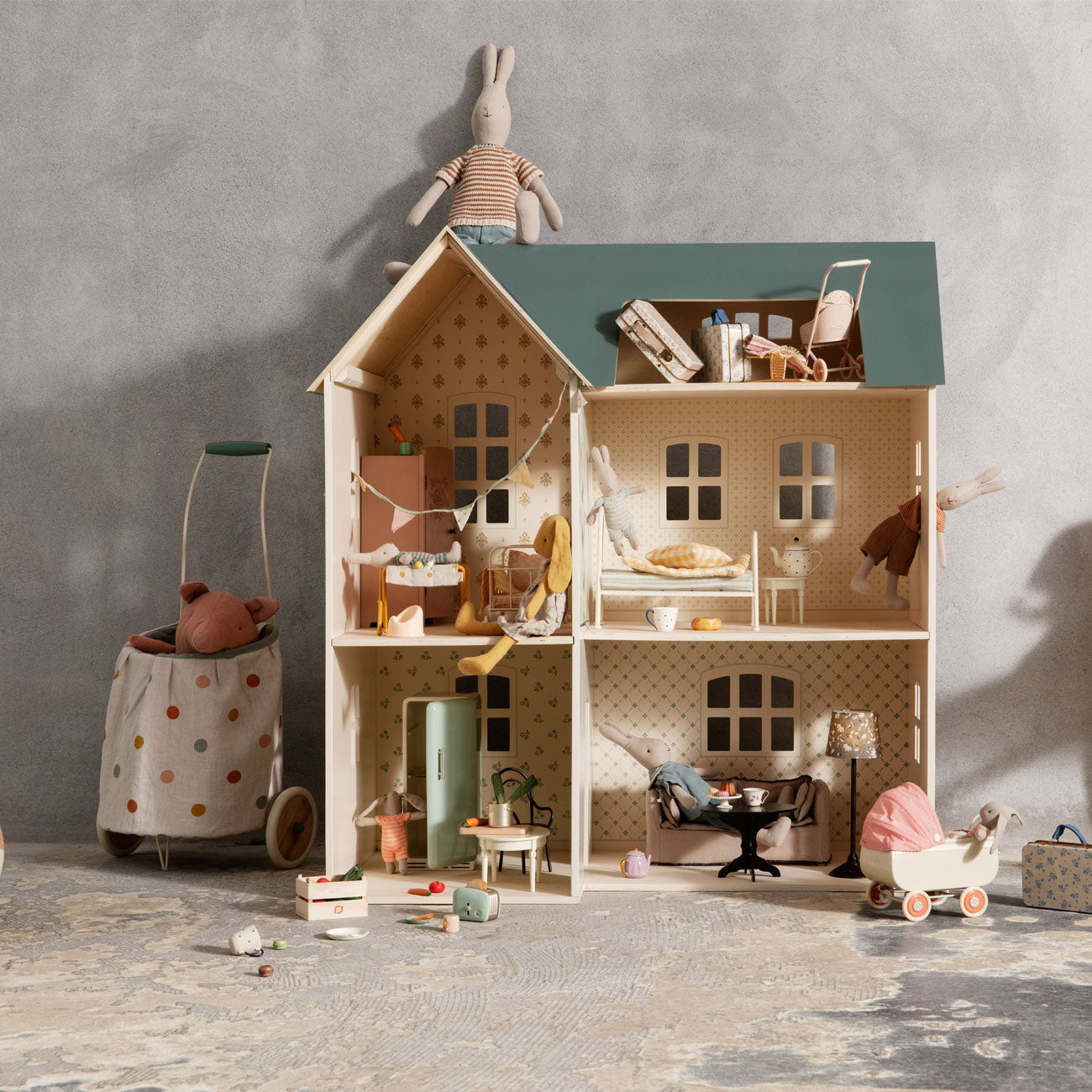 Maileg - Maison de poupées miniature - H: 80 cm x L : 72 cm x l: 40 cm