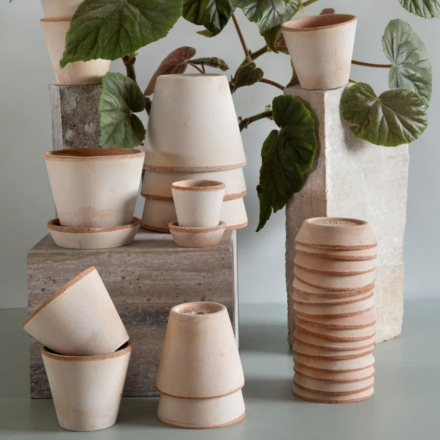 Julie Rosa Plant Pot & Saucer - XSmall 8cm