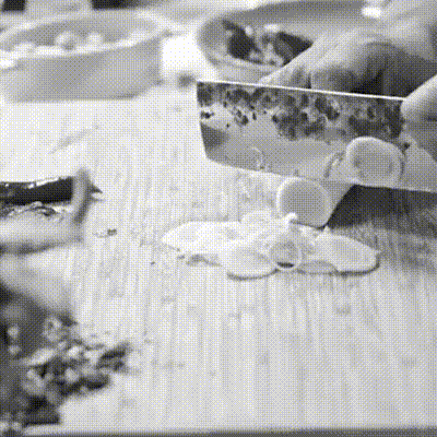 Mandoline-cuisne-en-gif