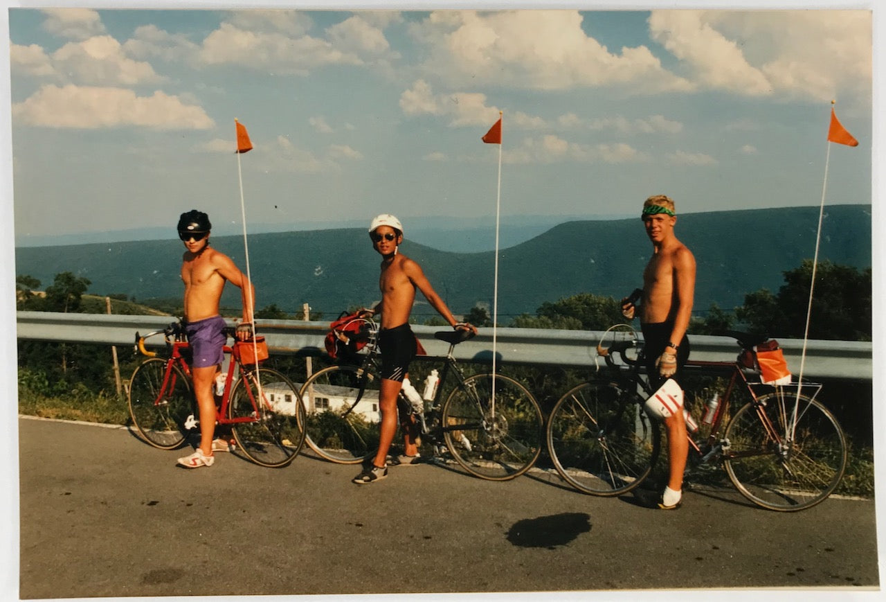 ic:  Saddleback Mountain Overlook, WV.  Check out those Look pedals