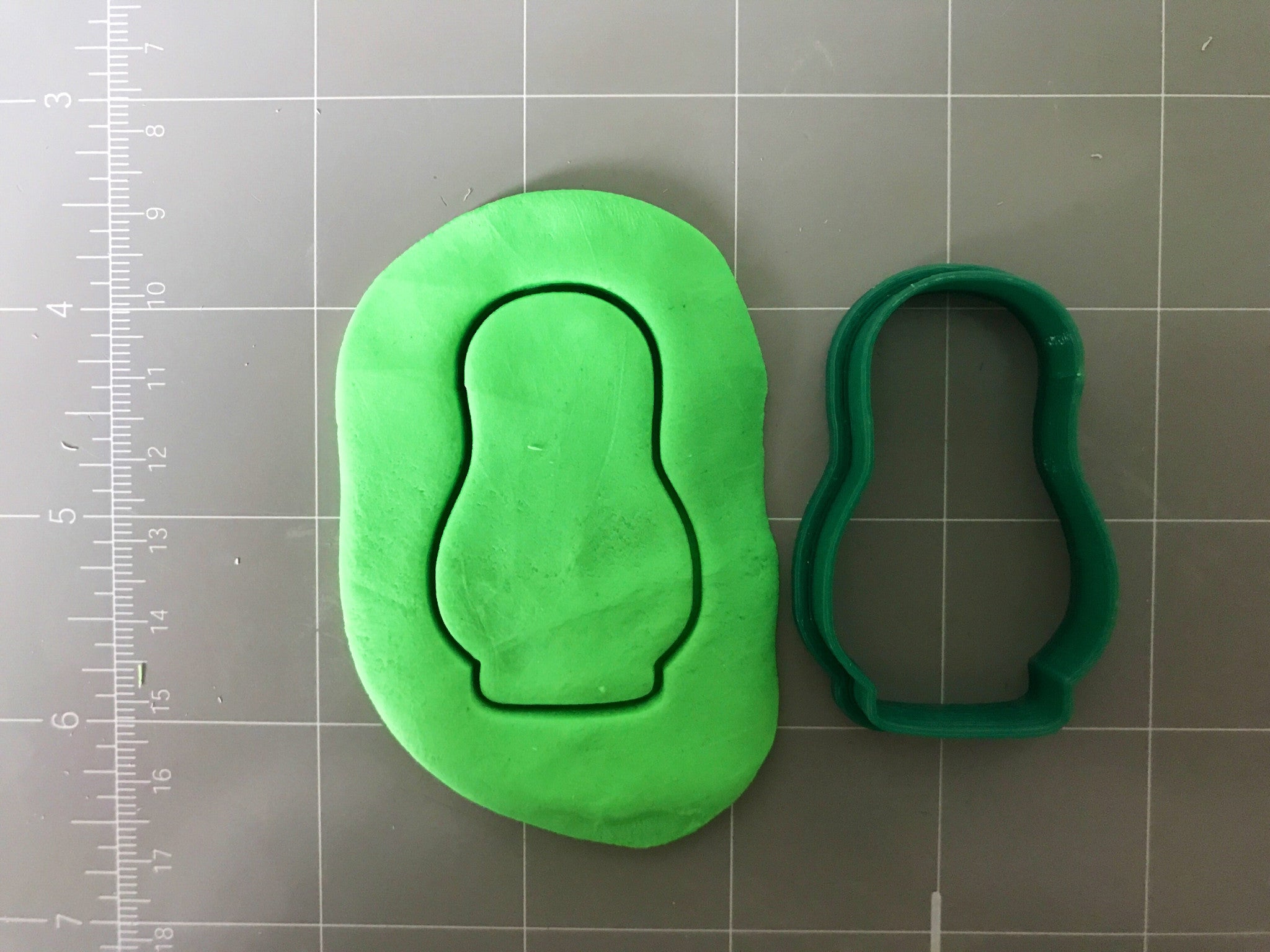 matryoshka cookie cutter